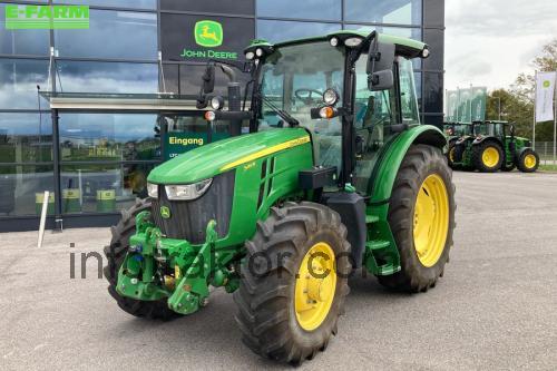 John Deere 5115R recensioner och tekniska specifikationer