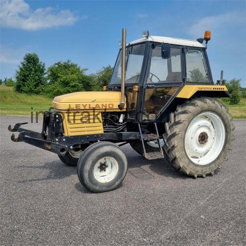 Leyland 702 recensioner och tekniska specifikationer