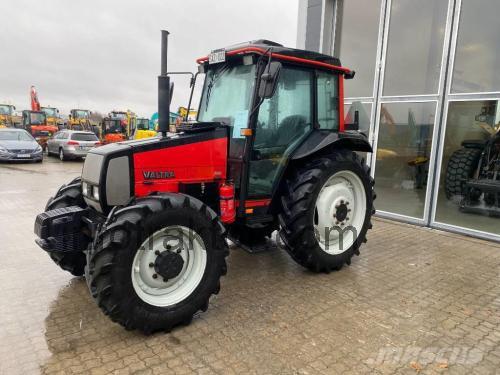 Valtra 700 tekniska specifikationer och recensioner